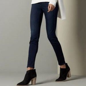 AG The Legging Super Skinny Jeans